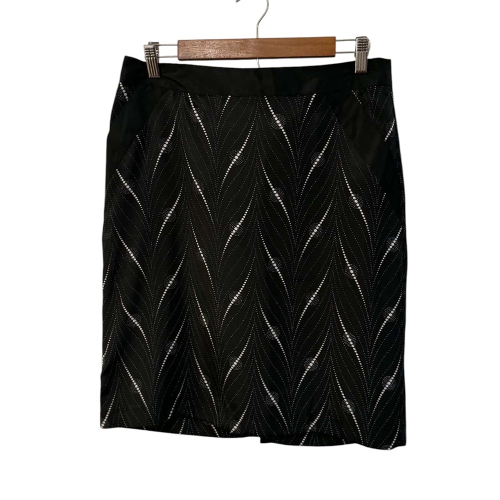 Jaclyn Smith Pencil Skirt Women 10 Black Excellent Dotted Wave Pattern Satin